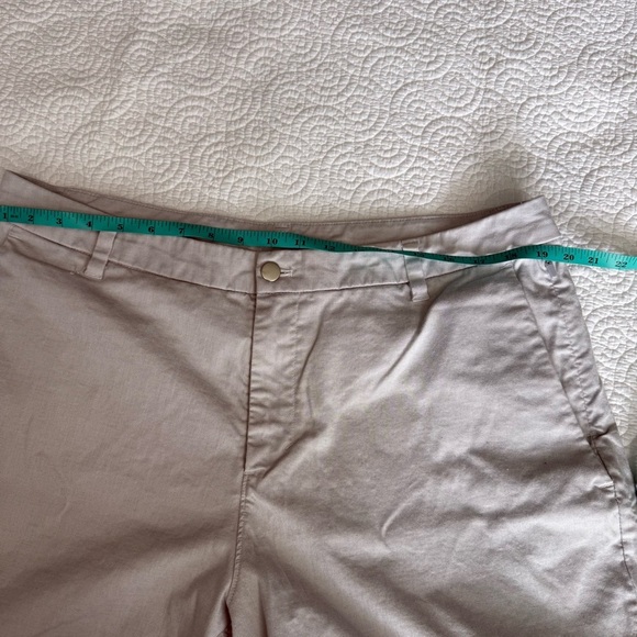 Lululemon Athletica Light Gray Men's Shorts size 38 - Picture 7 of 9